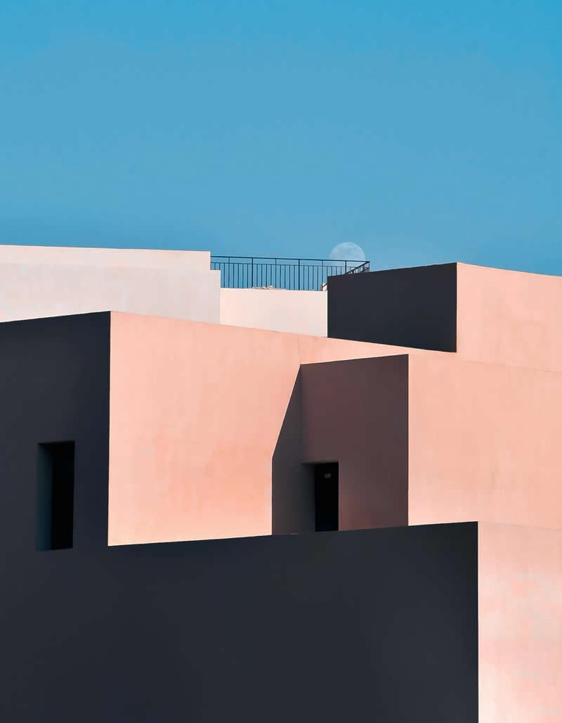 Minimalist Photos by Mahmoud Ibrahim Prove Simplicity Is Powerful
