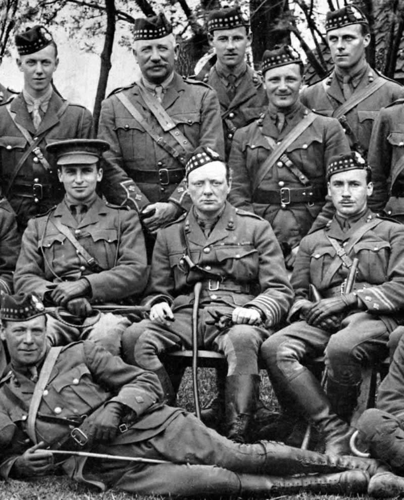 25 Powerful Historical Photos That Bring Forgotten Stories Back to Life 33 A 41-year-old Winston Churchill commanding the 6th Royal Scots Fusiliers, 1916, after resigning from the government. - Powerful Historical Photos