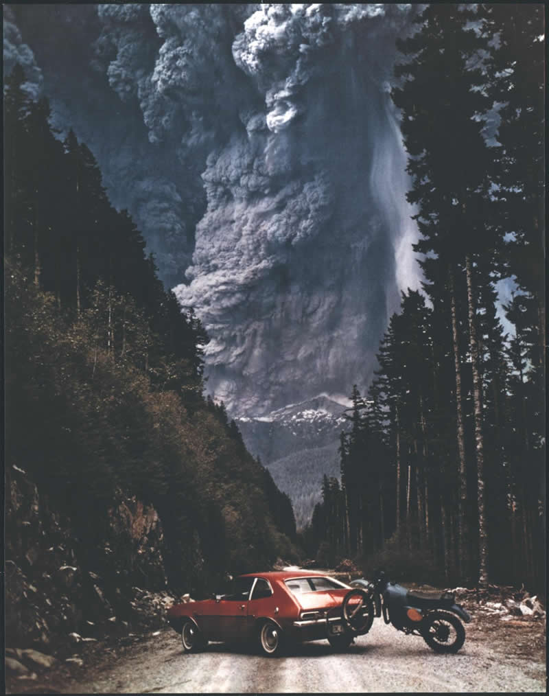 On May 18, 1980, Richard Lasher shot this epic photo of the eruption of Mount St. Helens. Lasher was forced to abandon his Pinto and flee the giant plume of ash on his motorcycle - Rare Historical Photos In Color