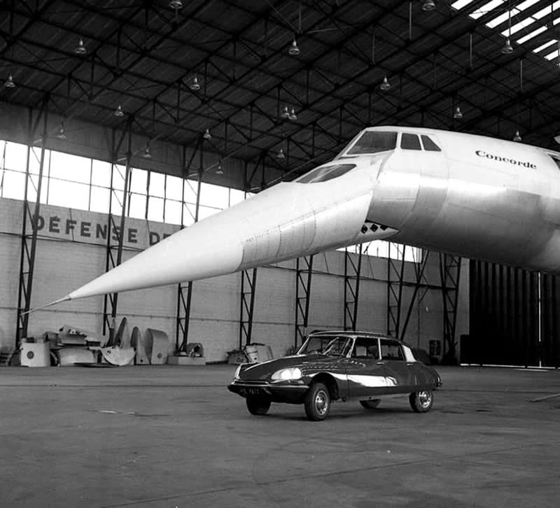 Concorde 001 prototype and a Citro&euml;n DS at Le Bourget Airport in 1969 (a publicity shoot intended to highlight French technological and design ingenuity). - Rare Historical Vintage Photos
