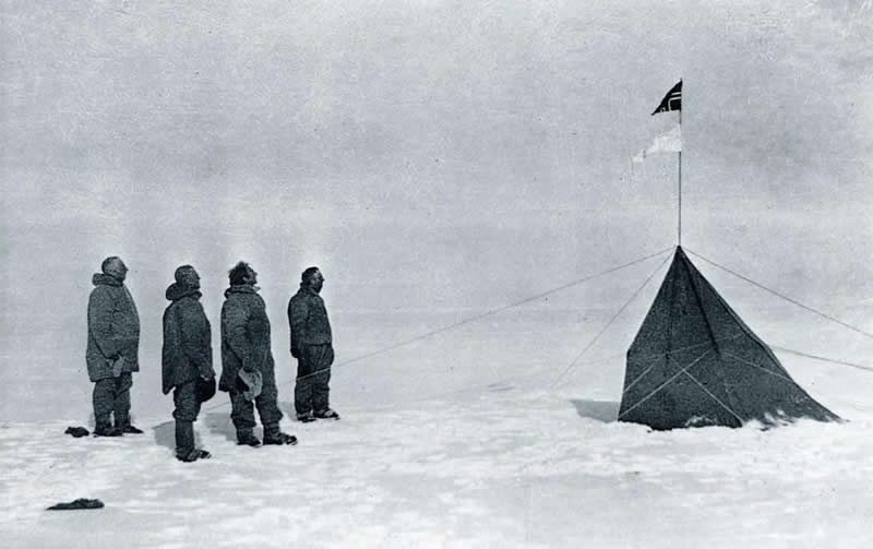 Roald Amundsen and his team at the South Pole on December 14th, 1911, after beating Robert Falcon Scott’s British expedition to become the first to reach the pole. - Rare Historical Photos That Bring Forgotten Moments