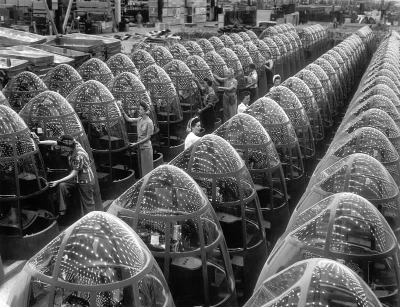 Women workers groom lines of transparent noses for the A20J attack-bombers at Douglas Aircraft in Santa Monica, California, 1940. - Rare Historical Photos That Bring Forgotten Moments
