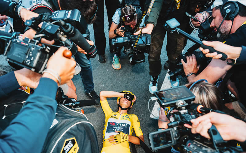 Cycling - Special Merit: Pauline Ferrand-Pr&eacute;vot Wins the Tour de France by Ashley & Jered Gruber - 2026 World Sports Photography Awards Winners