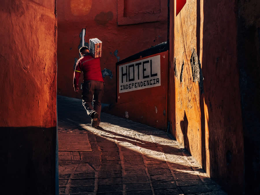 Street Photography by Federico Borobio