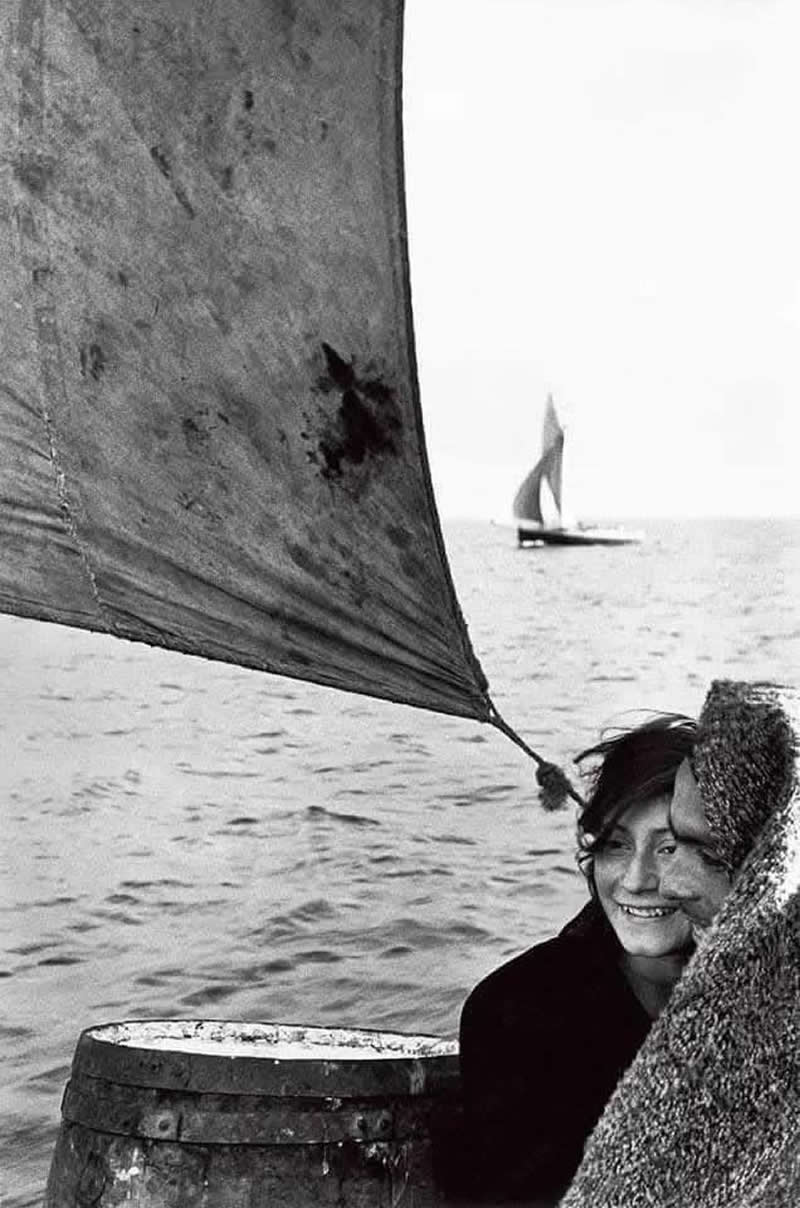 Masters of Street Photography by Sergio Larrain