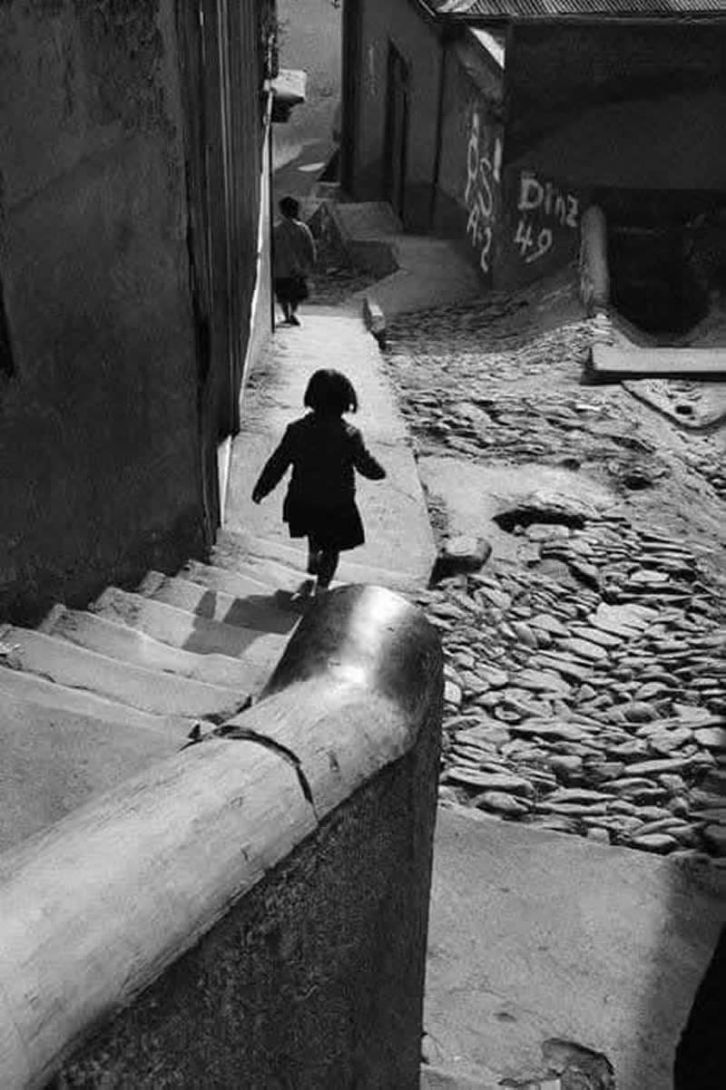 Masters of Street Photography by Sergio Larrain