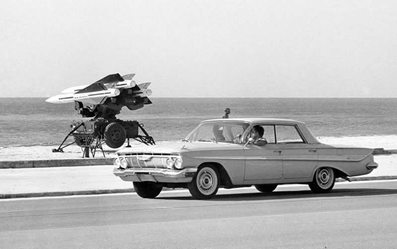 U.S. Army anti-aircraft rockets, mounted on launchers and pointed out over the Florida Straits in Key West, Florida, on October 27, 1962 - History Forgotten Moments Unseen Photos