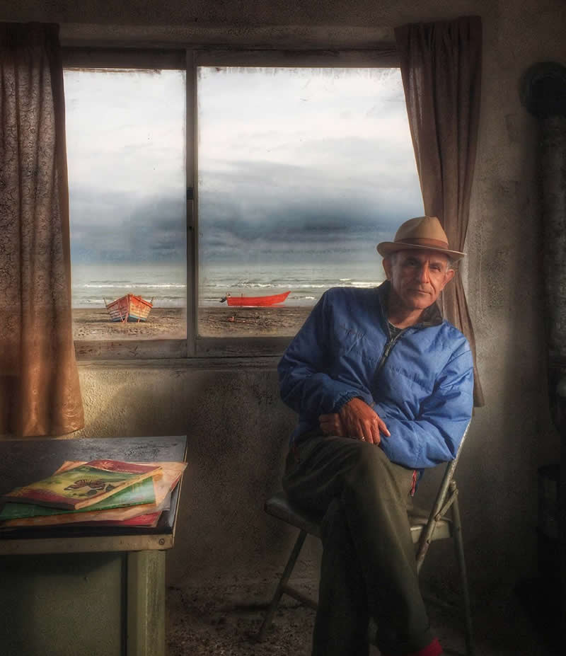 Portrait of a Painter by Mehdi Malecki - Mobile Photography Awards Portrait Winners