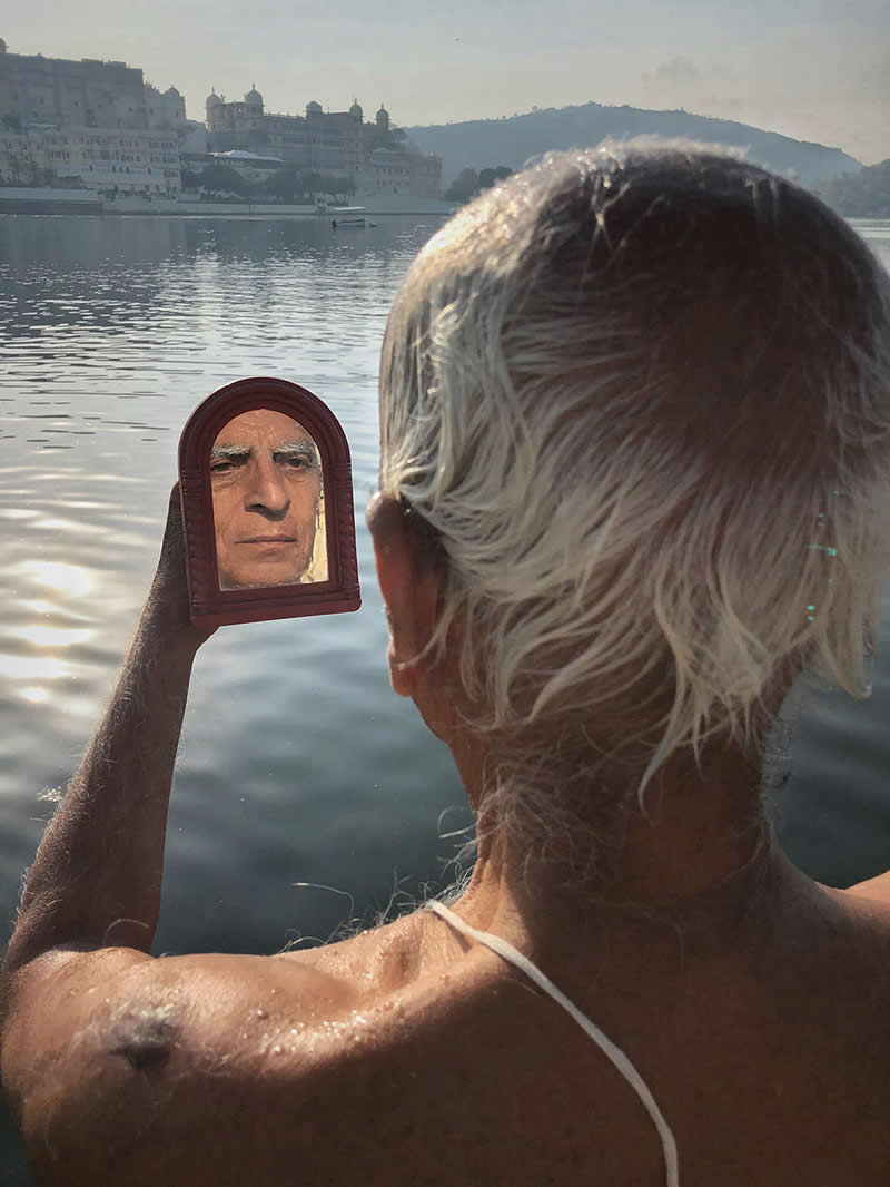 Look at Mirror by Enhua Ni - Mobile Photography Awards Portrait Winners