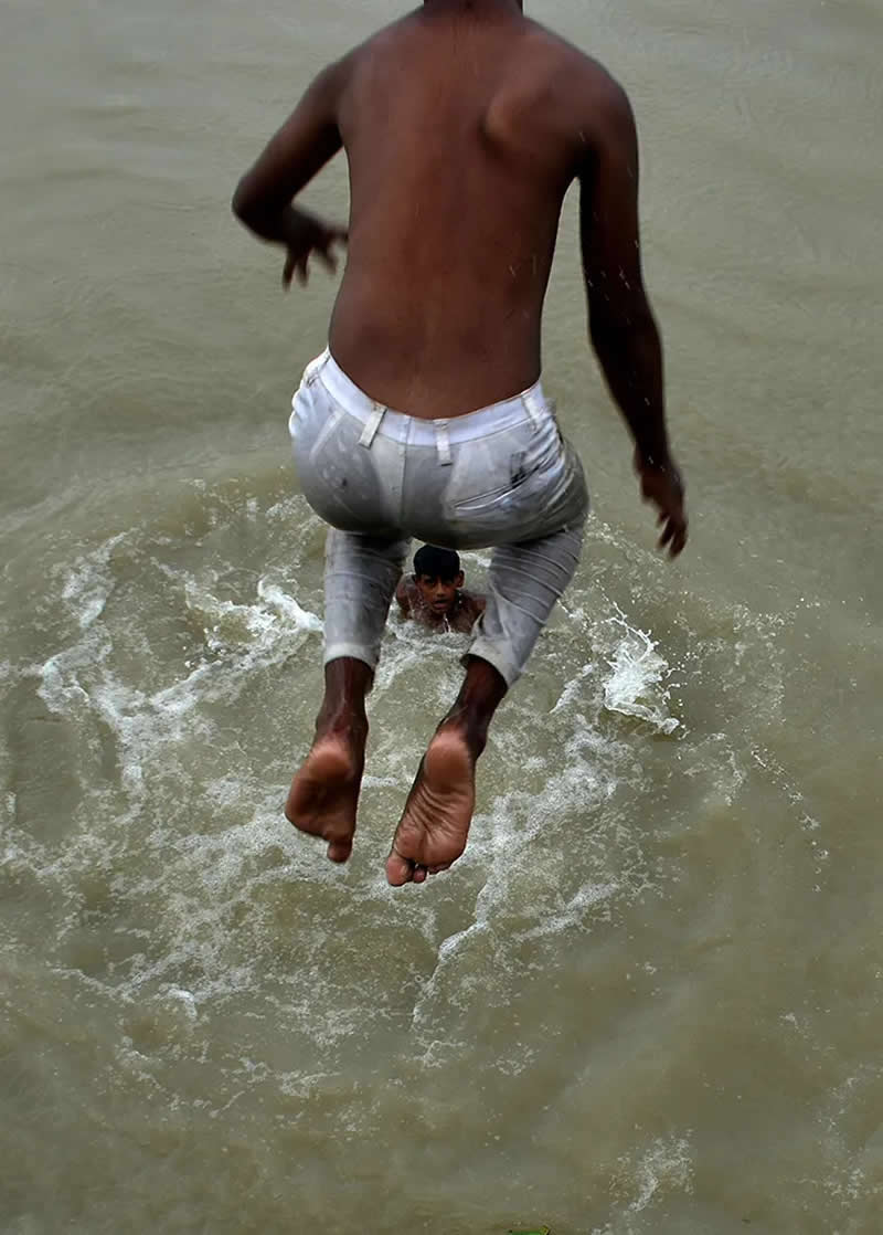 APF Magazine Street Photography Dynamism Theme Winners 2026