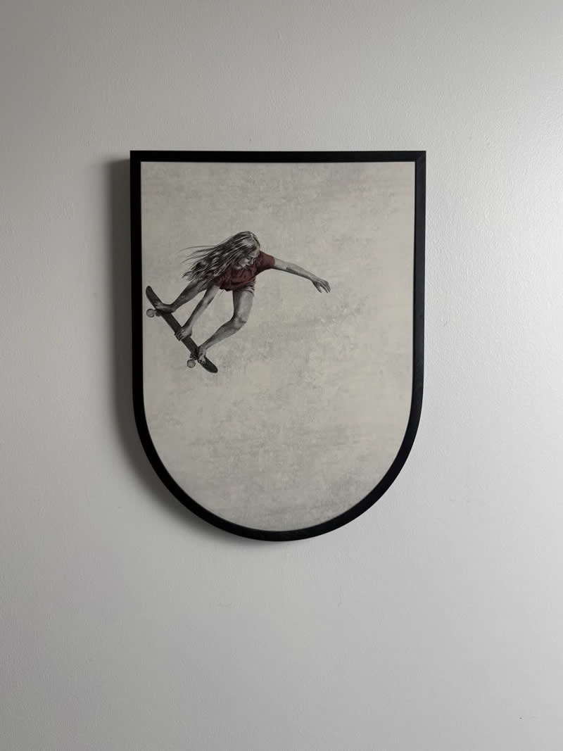 Frame Experiments by Andrew Scott That Break the Rules of Contemporary Art