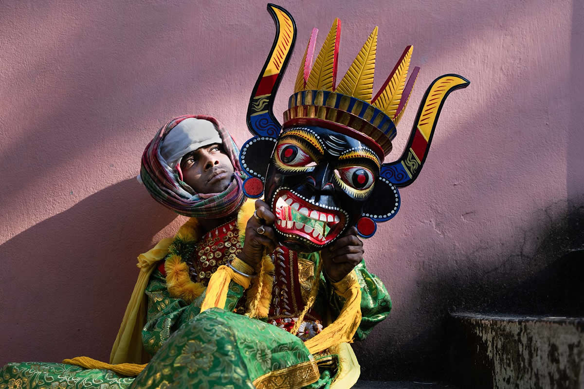 Gomira: The Living Tradition of Bengal’s Masked Dance, A Photo Story by Anjan Ghosh