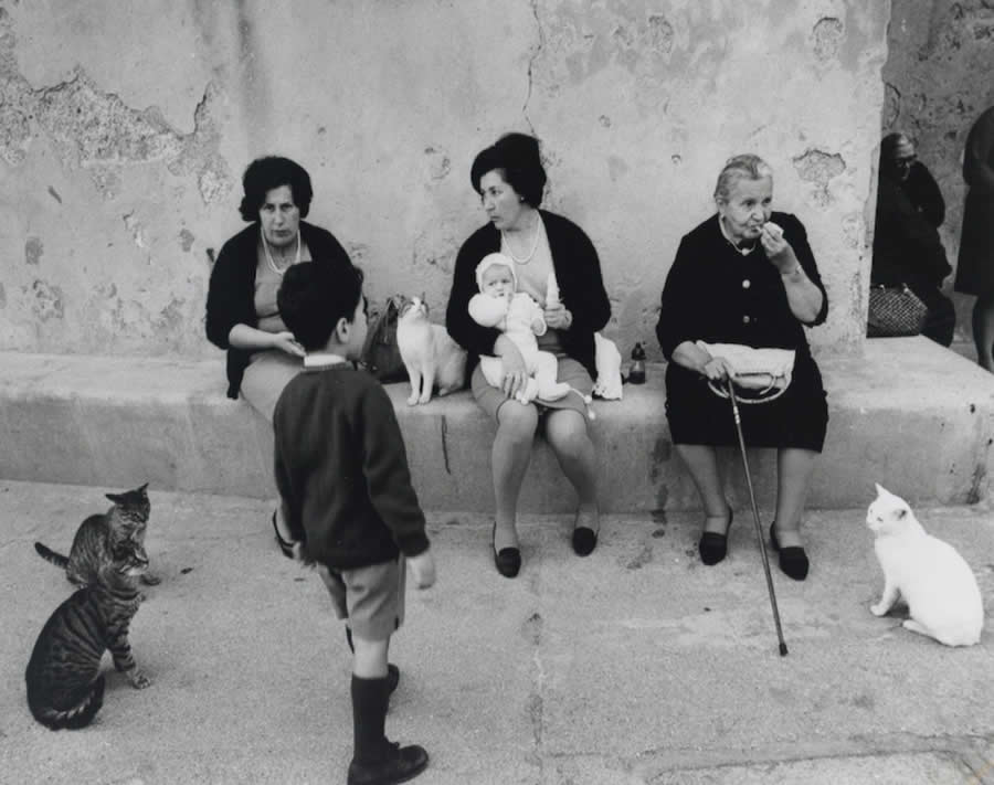 Camogli, Italy, October 1968 - Abisag Tullmann Master Legendary Photographer