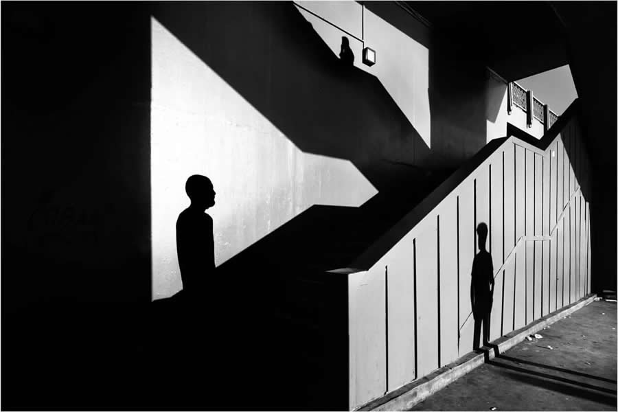 Istanbul Street Photography by Hakan Biyiklioglu