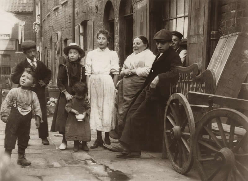 Vintage Photos That Reveal Forgotten Stories