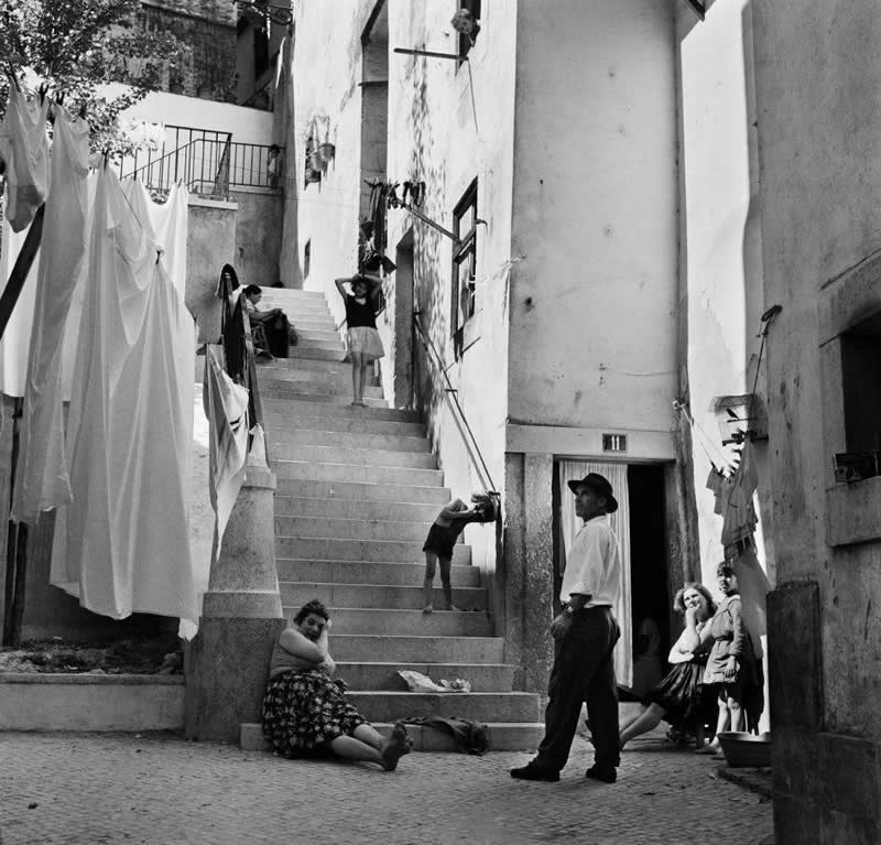 Black and White Photos by World-Renowned Photographers