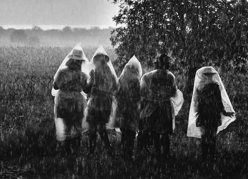 Black and White Photos by World-Renowned Photographers