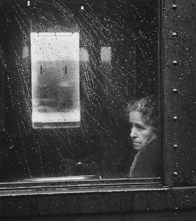 Black and White Photos by World-Renowned Photographers