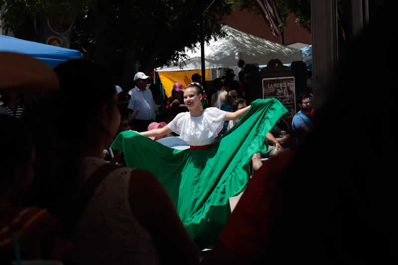 Gurushots Street Photography Winners Photo Challenge