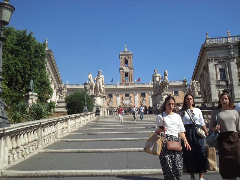 Gurushots Street Photography Winners Photo Challenge