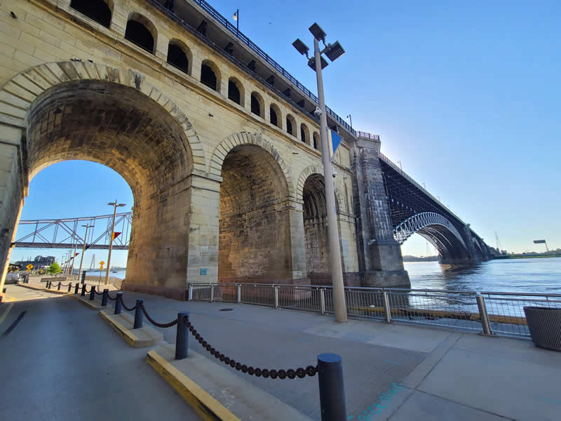 Gurushots Street Photography Winners Photo Challenge