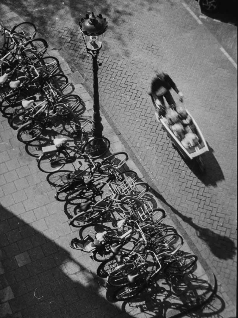 Gurushots Street Photography Winners Photo Challenge