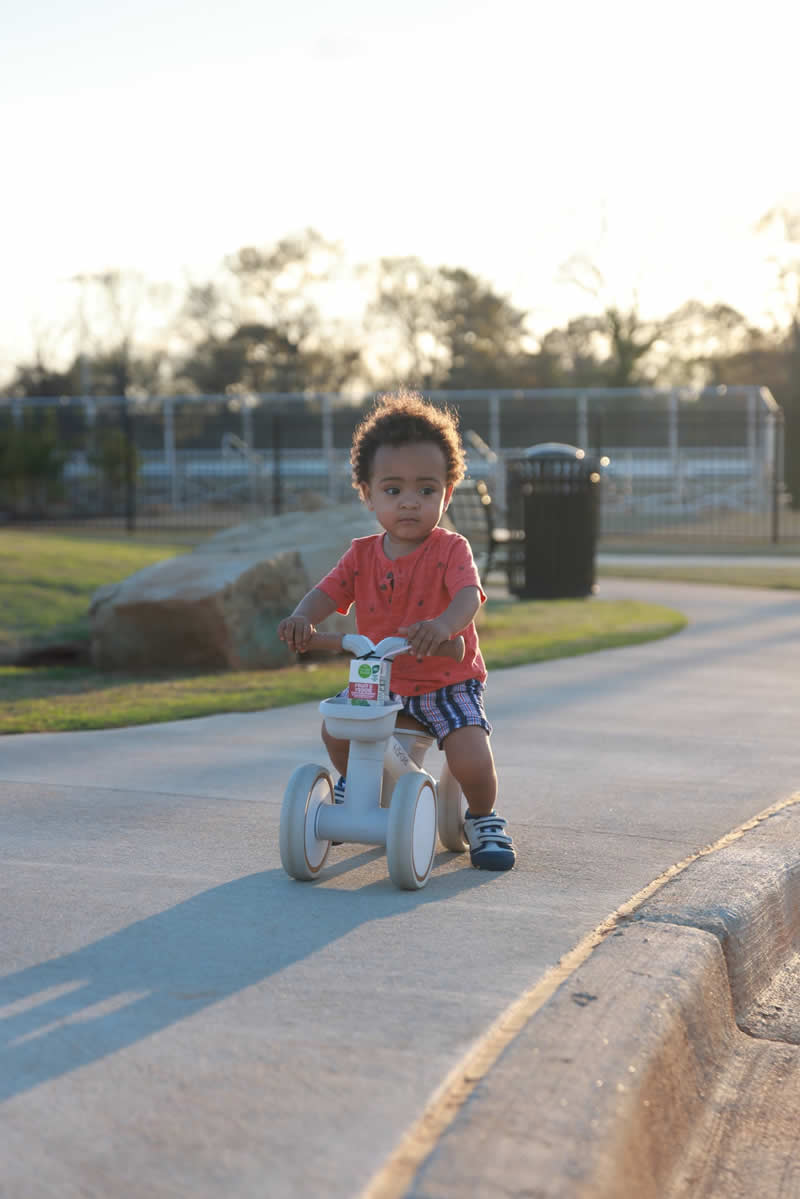 Gurushots Street Photography Winners Photo Challenge