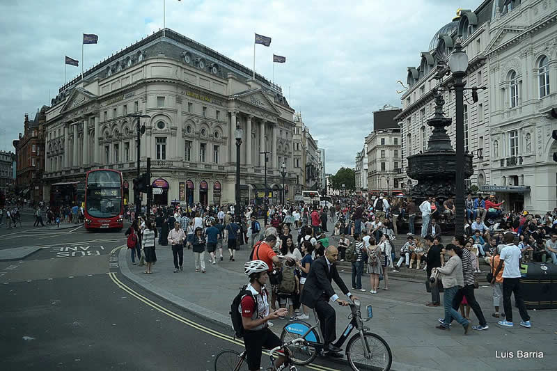 Gurushots Street Photography Winners Photo Challenge