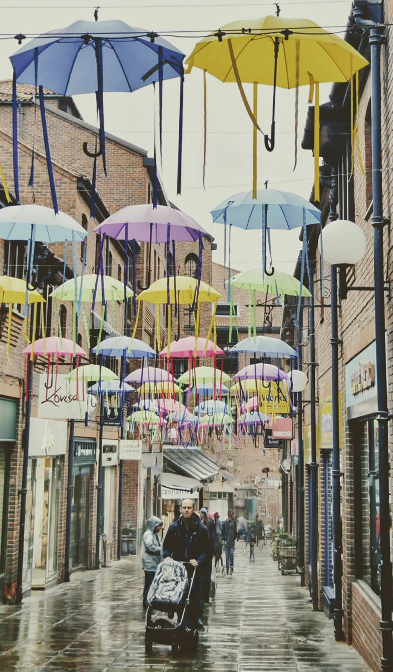 Gurushots Street Photography Winners Photo Challenge