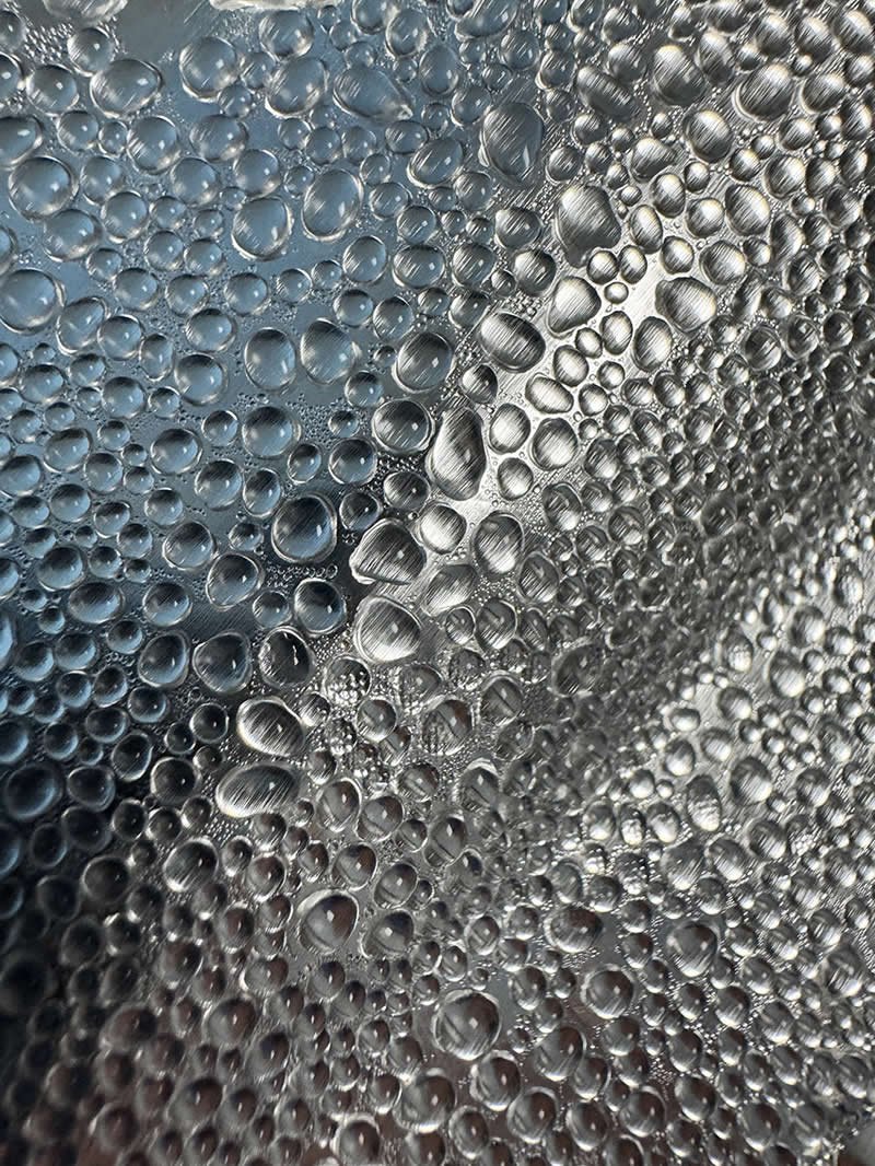 Condensation on Non Stick Foil by Deborah Kaplan - Mobile Photography Awards Winners