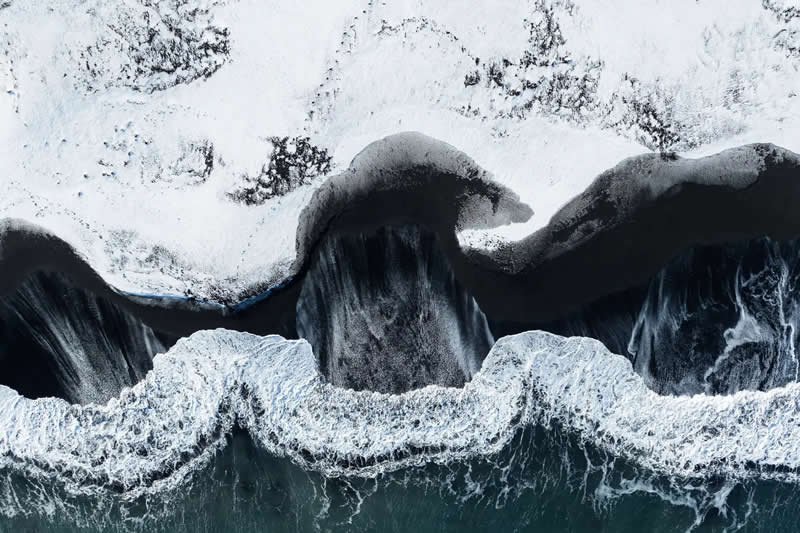 Earth’s Fragile Beauty: 30 Stunning Nature Photography Contest Winners 45 "Black Eagle" by Luca Tambella - The Nature Photography Contest Winners