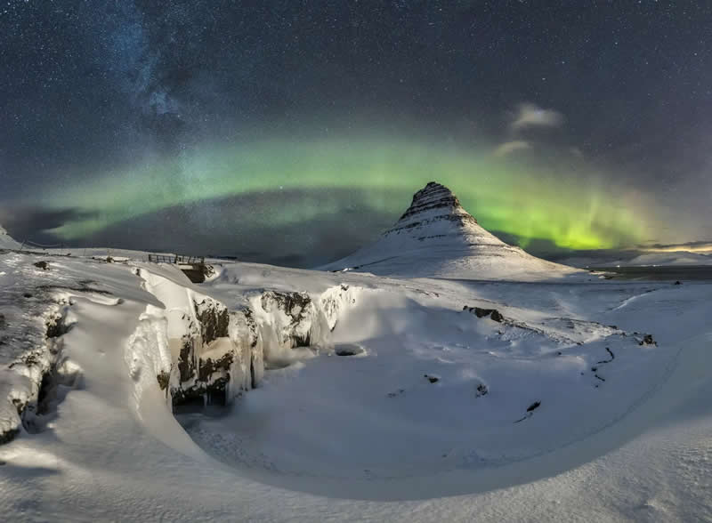 Earth’s Fragile Beauty: 30 Stunning Nature Photography Contest Winners 61 "Aurora and Milky Way" by Markus van Hauten - The Nature Photography Contest Winners