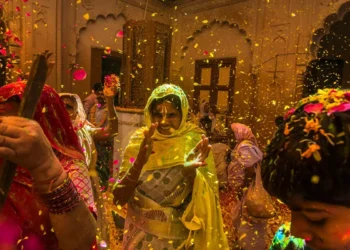 Widow Holi in Vrindavan Raj Sarkar