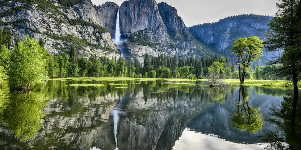 zion and yosemite national parks travel pictures