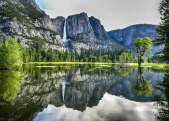 zion and yosemite national parks travel pictures