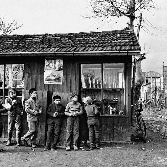 Italian Master Photographer Nino Migliori