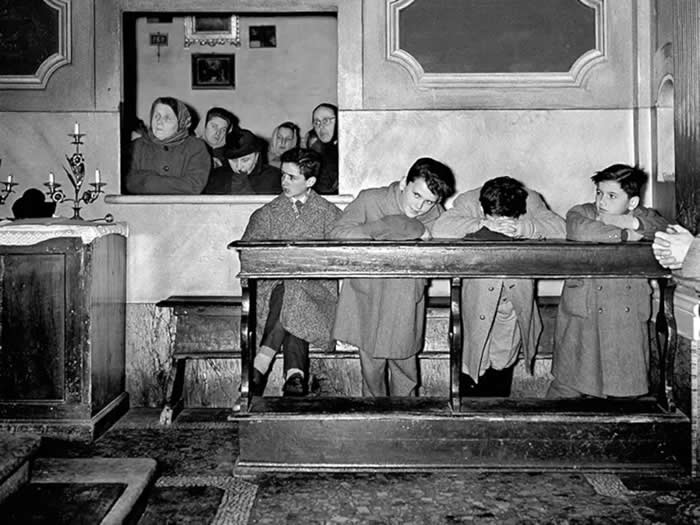 Italian Master Photographer Nino Migliori