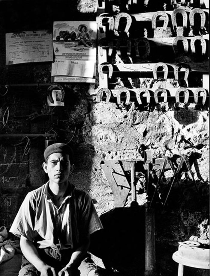 Italian Master Photographer Nino Migliori