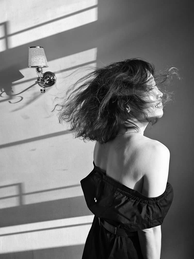 Sunshine Girl by Shuolong Ma - Mobile Photography Awards Black and White Winners