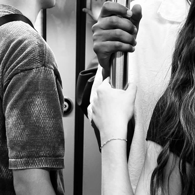 Hands by Vahid Mansouri Hafshjani - Mobile Photography Awards Black and White Winners