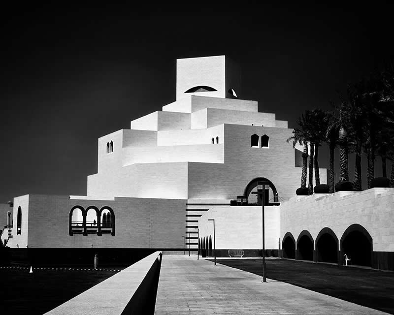 Museum of Islamic Art, Doha by Geraldine Milne - Mobile Photography Awards Black and White Winners