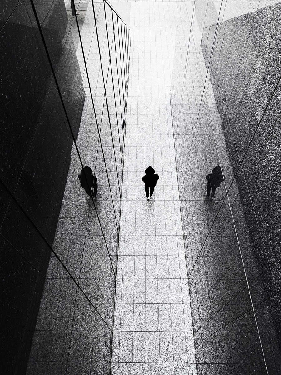 Mobile Photography Awards Street Winners - Capture This by Fleur Schim