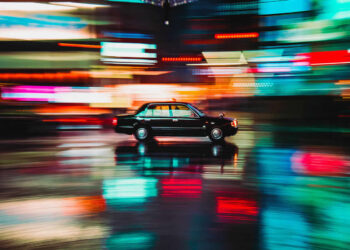 The Quiet Poetry of Rainy Streets Capturing Wet City Nights