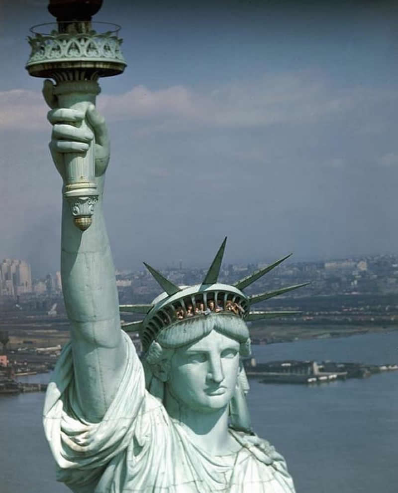 Tourists at the Statue of Liberty&rsquo;s crown in New York City, 1947.
