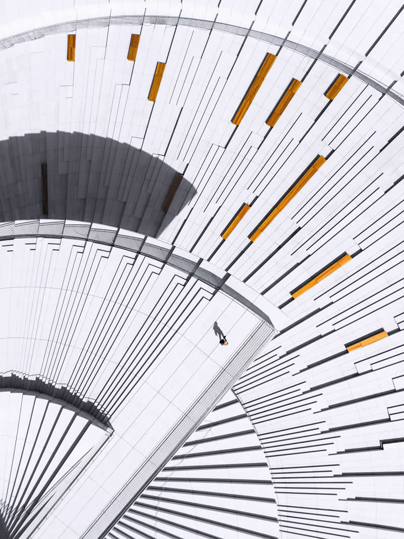 "Folding Fan" by Boring filming - SkyPixel Aerial Photography Contest Winners