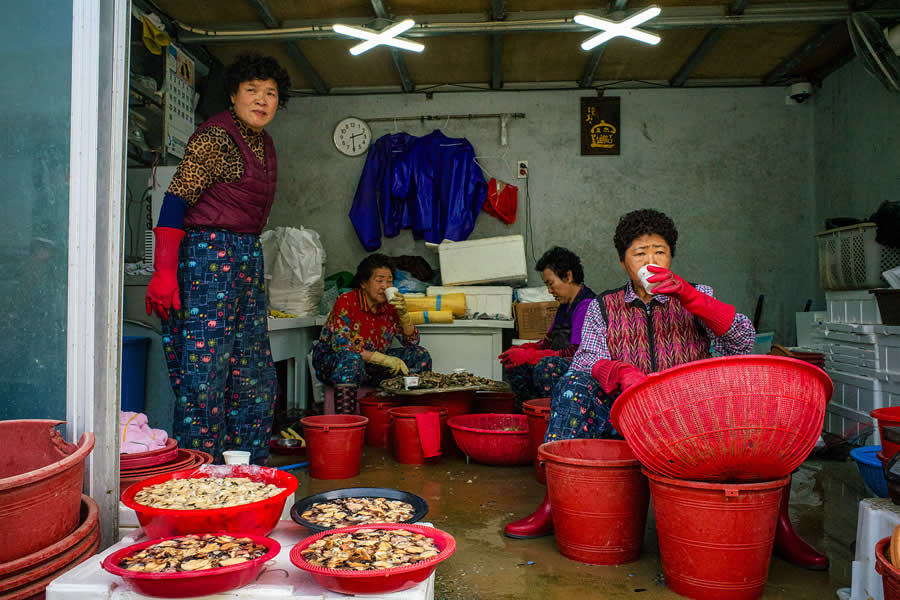 Soul of Street Photography by Gwen Julia