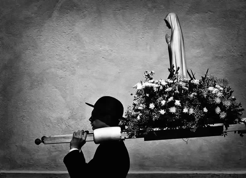 "A Divine with a Human Black" by Roberto Carnevali, Italy - The Artist Gallery Awards 2026 Street Winners