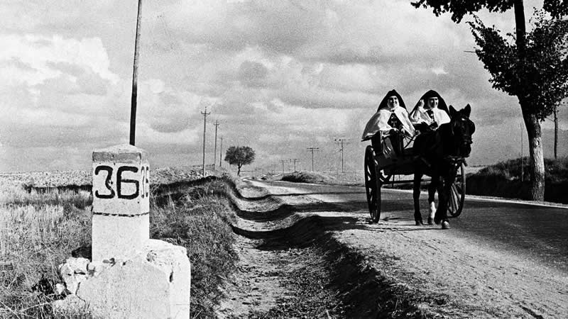 Power of Monochrome Black and White Photos by Legendary Photographers