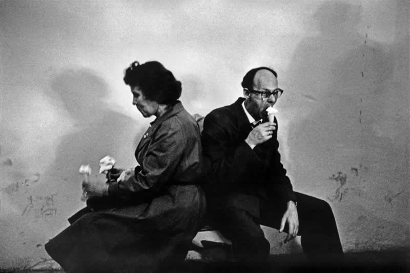 Power of Monochrome Black and White Photos by Legendary Photographers