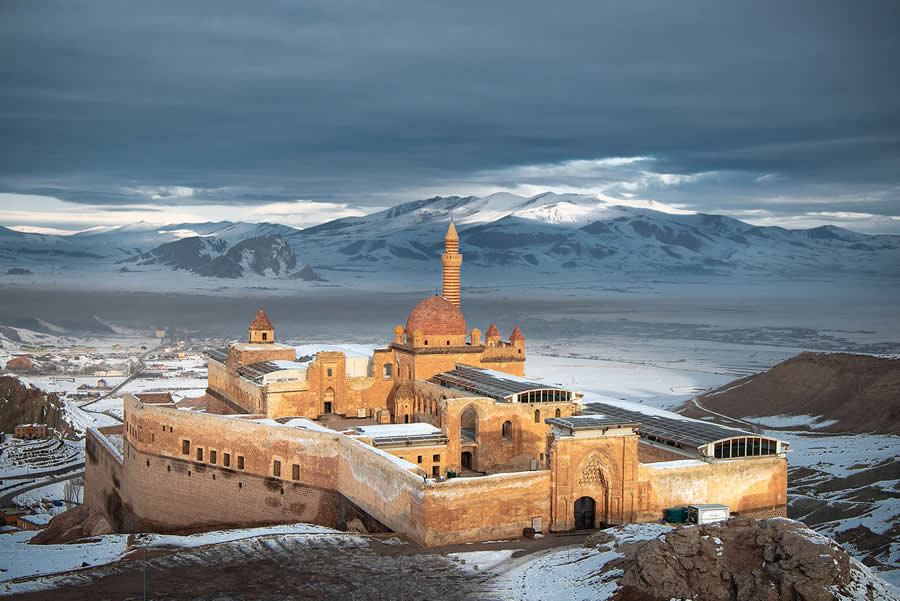 Ishak Pasha Palace, Ağrı Province, Turkey, by Volcanicaaa - Wiki Loves Monuments Photo Contest Winners